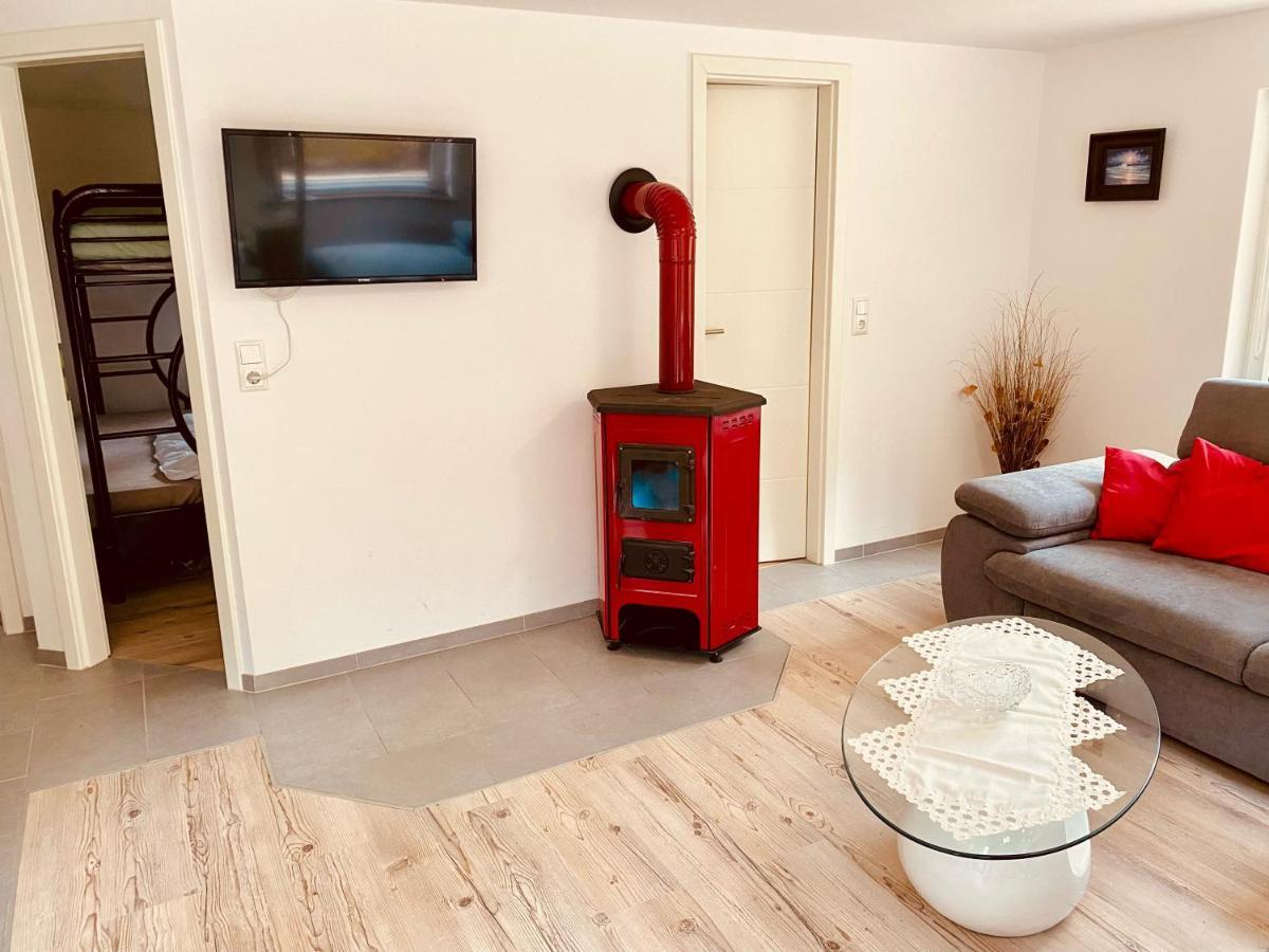 Ferienhaus Biber Godendorf  エクステリア 写真